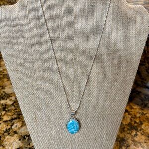 Elegant Silver Necklace with Blue Pendant